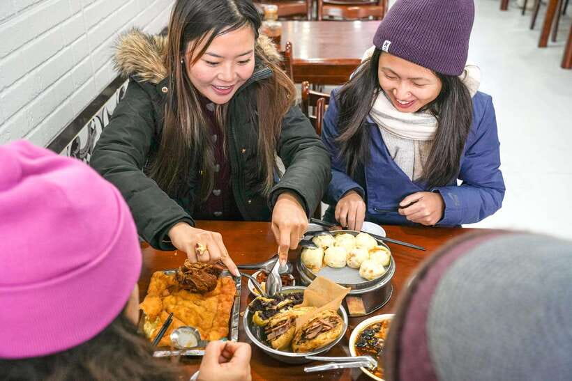 Beijing: Hutong Breakfast Food Tour - Hutong Secrets: Stone Doorways, Signs, and Courtyards