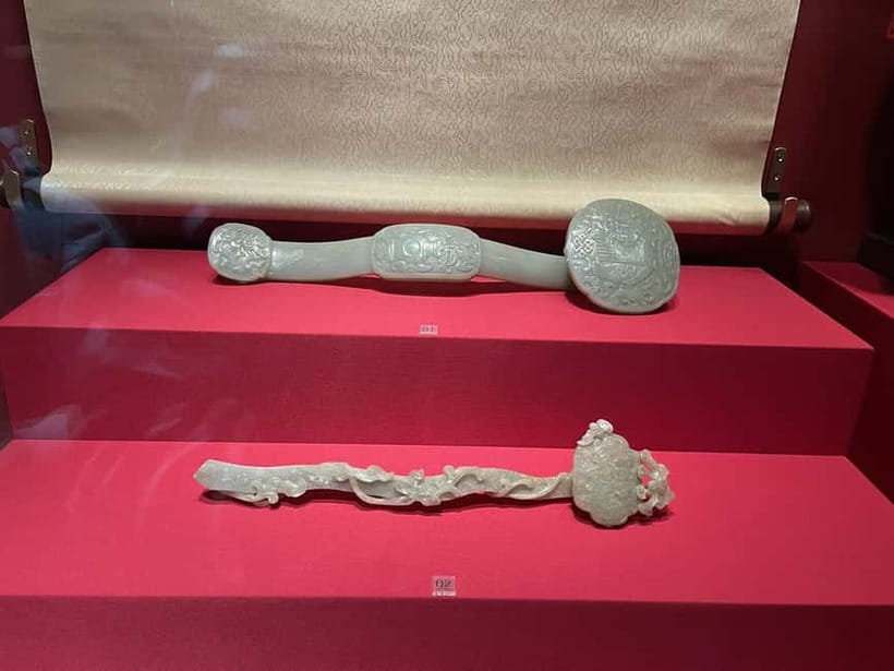 Beijing: Hutongs & Food & Culture Walking Tour - Hutongs and siheyuan: why this walking tour feels real