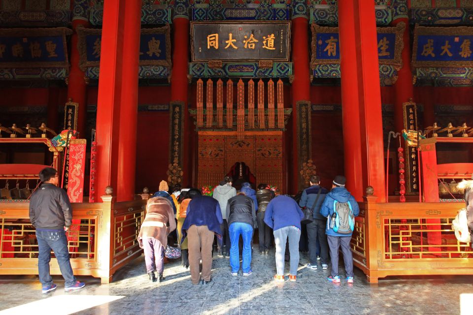 Beijing: Lama Temple, Confucius Temple and Guozijian Museum - Watching Worship Up Close (And Understanding the Religious China Context)