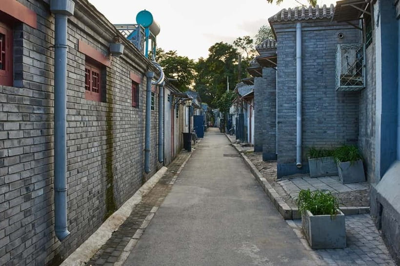 Beijing: Lama Temple Entry Ticket and Optional Guided Tour - Peking Duck Lunch: A Scheduled Meal That Keeps You from Losing Time