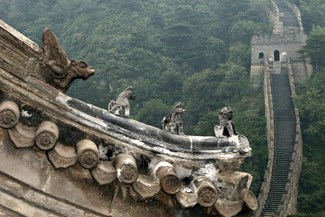 Beijing Layover: Mutianyu Great Wall Guided Tour or Transfer - Getting up the mountain: cable car vs chair lift and toboggan rides