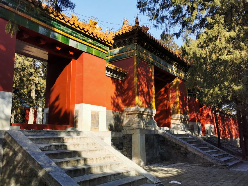 Beijing: Longqing Gorge, Ming Tombs & Lunch Private Day Tour - Who should book this day tour (and who might not)