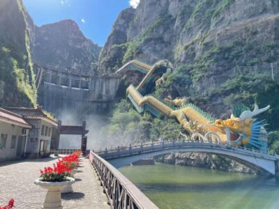 Beijing: Longqing Gorge w/Great Wall or Guyaju Private Tour - When weather shuts the cable car, you still get the views