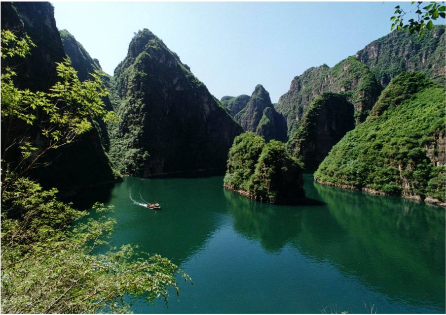 Beijing: Longqing Gorge w/Great Wall or Guyaju Private Tour - Who should book this tour (and who should rethink it)