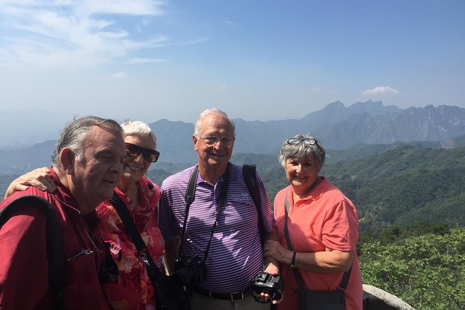 Beijing Mini Group Tour to Mutianyu Great Wall (Max 8+Tickets) - Exploring the wall independently: watchtowers, pacing, and comfort