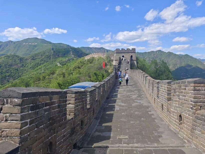 Beijing: Mutianyu Great Wall and Summer Palace Private Tour - Mutianyu’s quieter feel: why this wall section matters