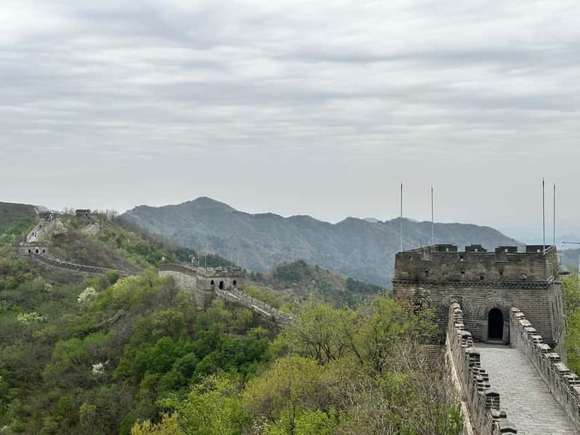 Beijing: Mutianyu Great Wall Daily Tour with Ticket & Lunch - East vs West Mutianyu: rides aren’t optional if you want maximum variety