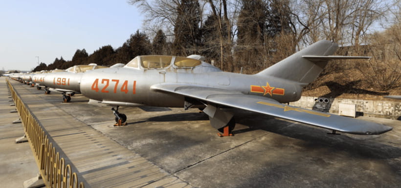 Beijing: Mutianyu Great Wall Tour and China Aviation Museum - Lunch and timing: where to manage expectations