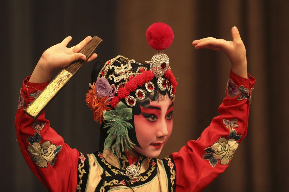 Beijing: Night Tour Of Peking Opera Show / Transfer - Key things to know before you go