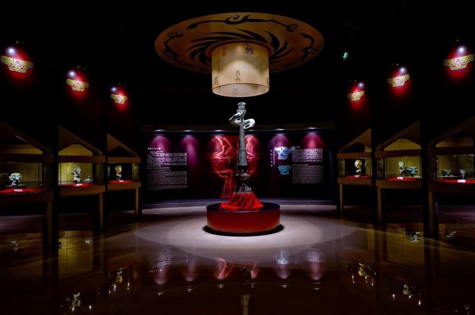 Beijing OCT Theater Golden Mask Dynasty Show Tickets - Golden Mask Dynasty at Beijing Happy Valley: What You’re Really Booking