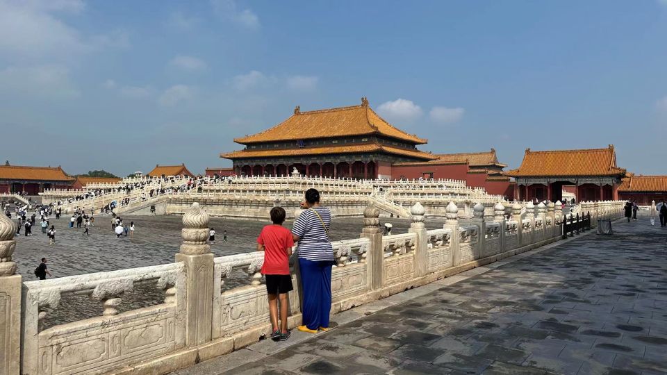 Beijing Private Custom Tour: Licensed Guide&Transfer Service - Your guide and driver team: where the smoothness comes from