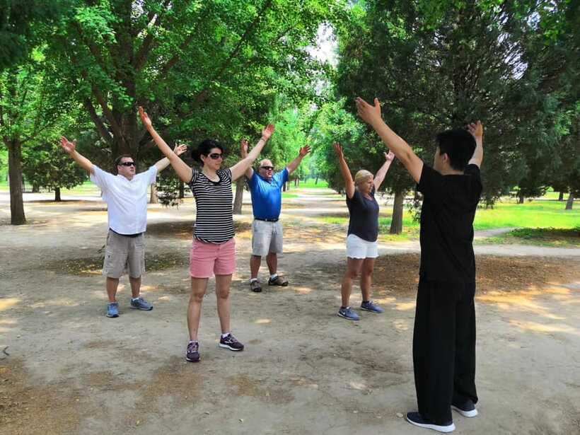 Beijing Private Tai Chi Class - Standing meditation at the Temple of Heaven: calming, but watch your expectations