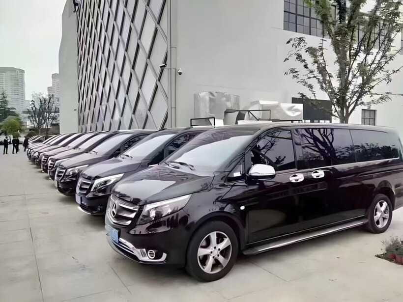 Beijing: private transfer to Great Wall from airport/hotel - Comfort, waiting, and safe driving on a long day