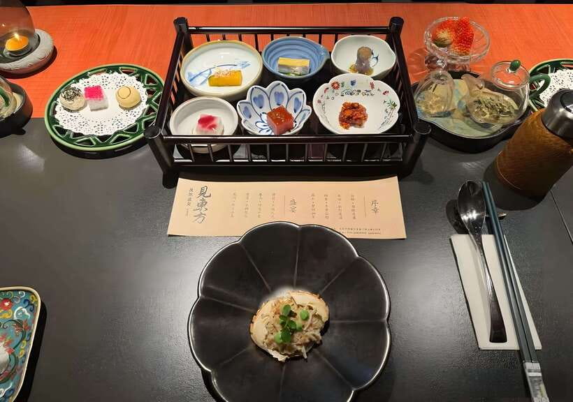 Beijing Royal Dinning Experience with cultural performance - The royal menu: appetizers, desserts, tea, meaningful wine—and the heavy hitters