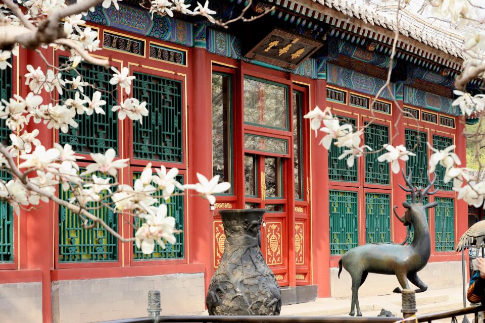 Beijing: Summer Palace, Sacred Road&Ming Tombs Private Tour - Sacred Way: marble statues and the logic of Feng shui