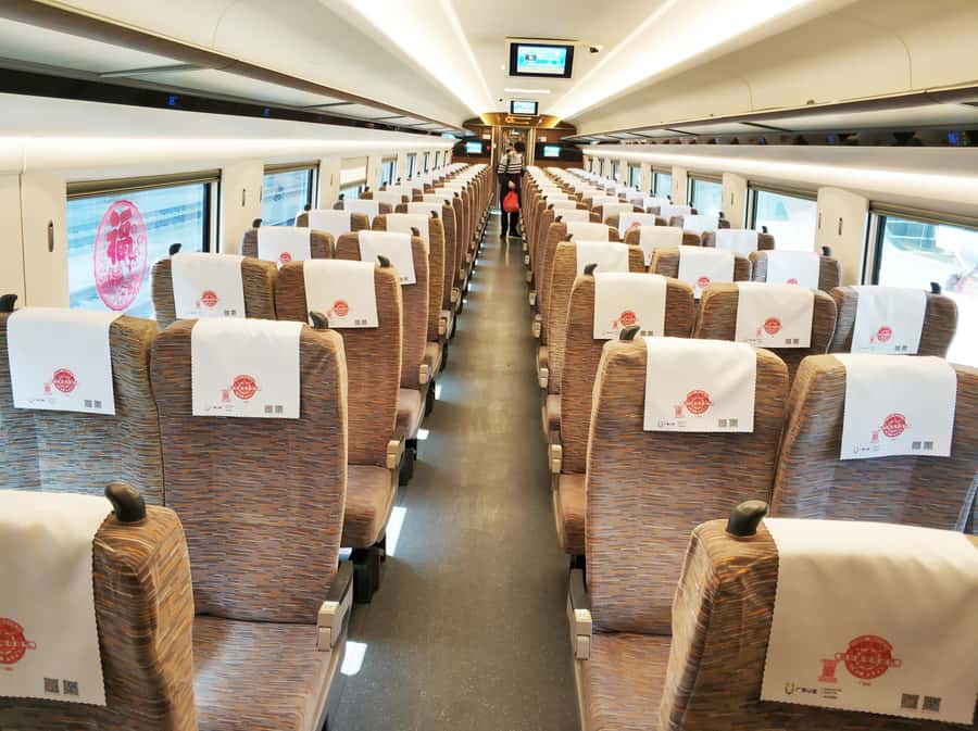 Beijing to Xi'an Terracotta Tour by Roundtrip Bullet Train - Arriving in Xi’an: meeting point clarity and those electric car transfers