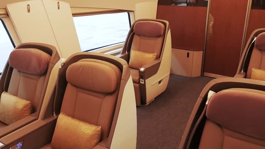 Beijing to Xi'an Terracotta Tour by Roundtrip Bullet Train - The evening return: meeting your Beijing driver around 22:40–23:00