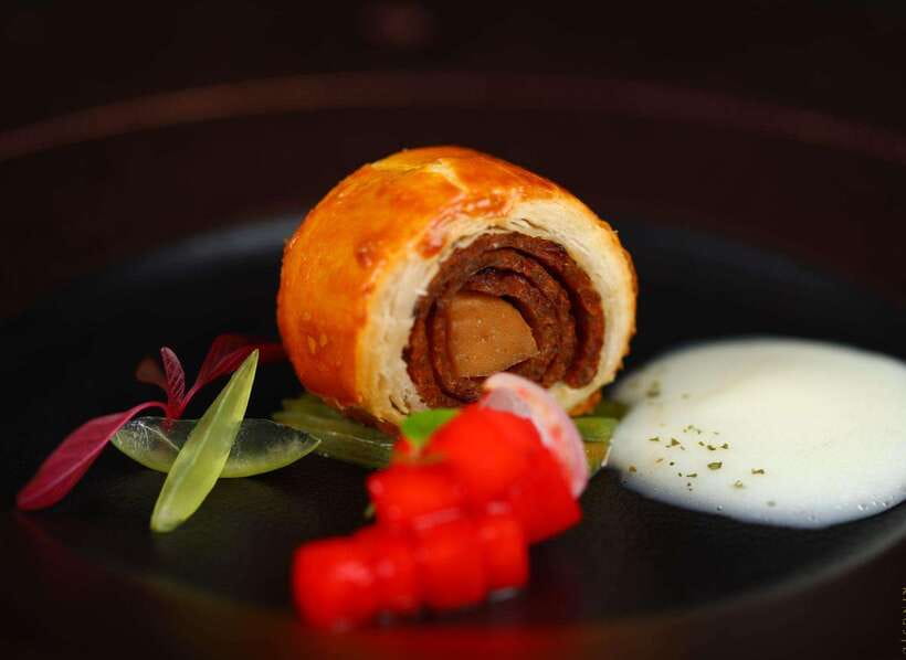 Beijing: Top Michelin Vegetarian Restaurant Reservation - What you’ll actually eat: mushrooms, soy, vegetables, whole grains