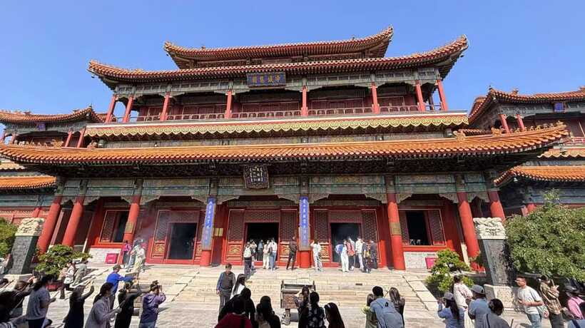 Beijing: Yonghe Lama Temple Entry Ticket - Getting there the easy way: Subway Line 2/5 to Yonghegong