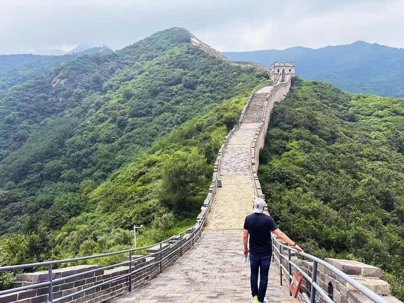 Beijing:Mutianyu/Badaling Great Wall Tour with VIP Fast Pass - Key Things I’d Zoom In On