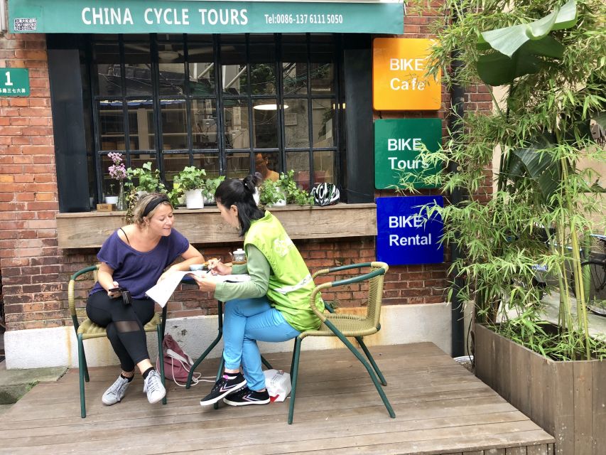 Biking Real Shanghai& Tea Tasting Experience - Why Shanghai bike lanes beat traffic for getting oriented