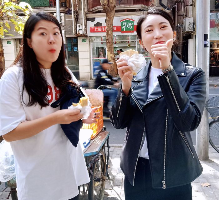 Biking Real Shanghai& Tea Tasting Experience - Fuxing Park breaks: daily routines you can actually watch