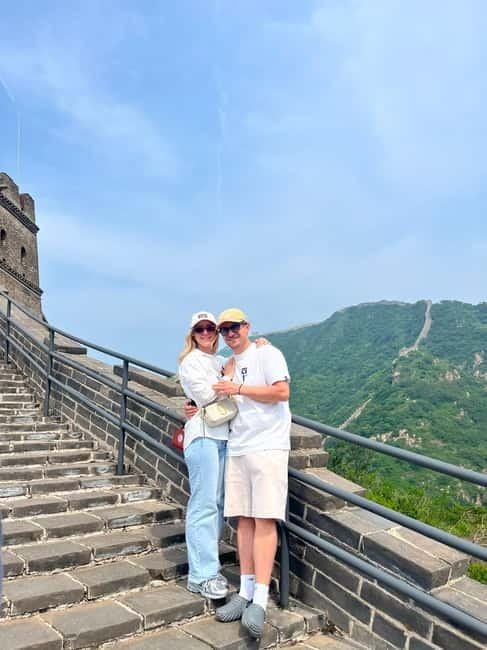 BusDa: Ancient Remnant of the Badaling Great Wall Day Tour - Badaling visit 2 plus optional cable car: tailor the effort