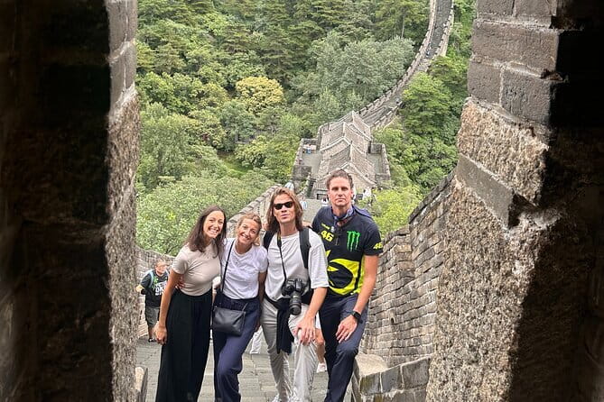 BusDa-Full-Day Bus Trips: Mutianyu, Summer & Old Summer Palaces - Price and value: why $23 can still feel fair