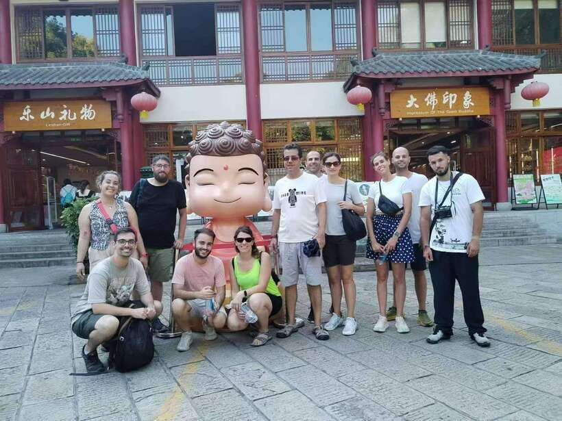 Chengdu: Giant Panda and Leshan Buddha Day Trip - Key Things to Know Before You Go
