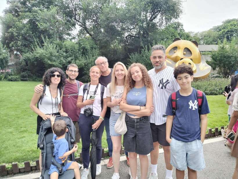 Chengdu: Giant Panda and Leshan Buddha Day Trip - Why This Chengdu Panda-and-Buddha Day Trip Feels Like a Two-Worlds Combo