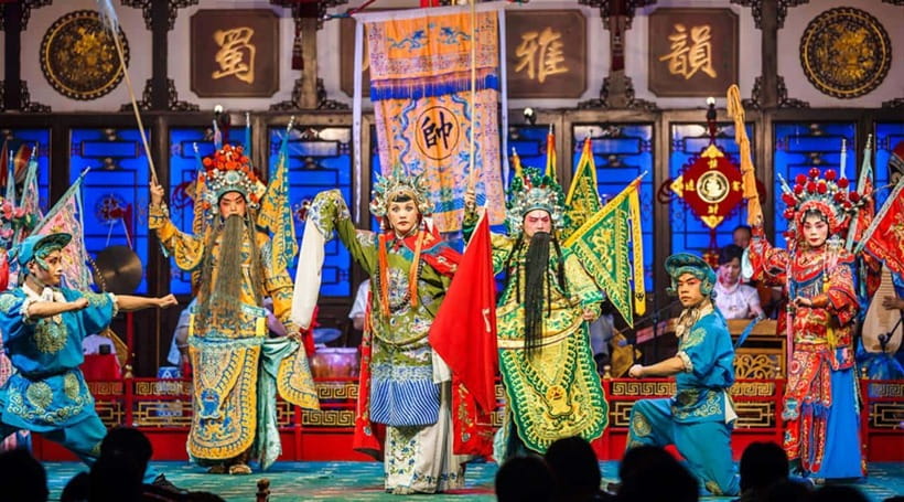 Chengdu: Sichuan Opera Show ShufengYayun & Covered Bowl Tea - ShufengYayun: Why the Pear Garden Opera Setting Matters