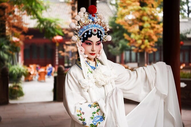 Chengdu Signature Opera Face Changing and Tea - Key things to know before you go
