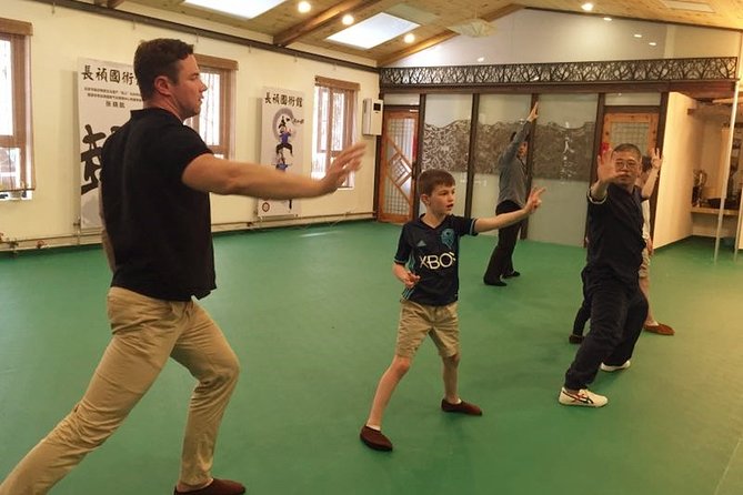 Chinese Kung Fu Experience Class in Beijing - The 1.5-Hour Class Flow: Stances, Form, and Technique