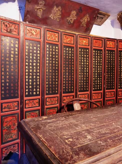 Chongqing deep explore 10 sights & typical lunch and dinner - Jiefangbei Pedestrian Street and Cathay Arts Center: Optional, But Worth Choosing