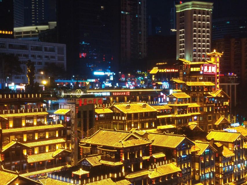 Chongqing: Illuminated Night Tour with Cruise or Hot Pot - Qiansimen Bridge: the illuminated frame for Hongya Cave