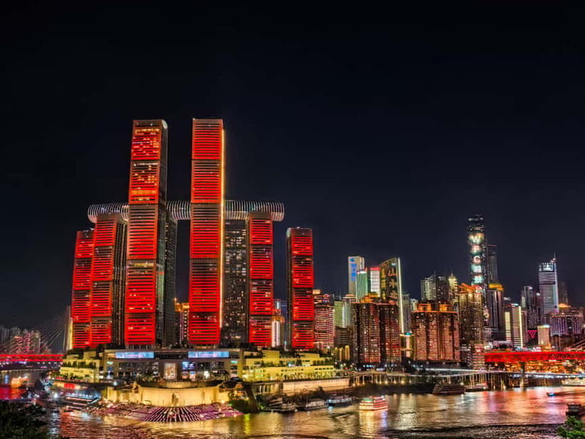 Chongqing: Magic Night View and Secret Viewing Spots Tour - Longmenhao Old Street at night: when the glow meets daily life