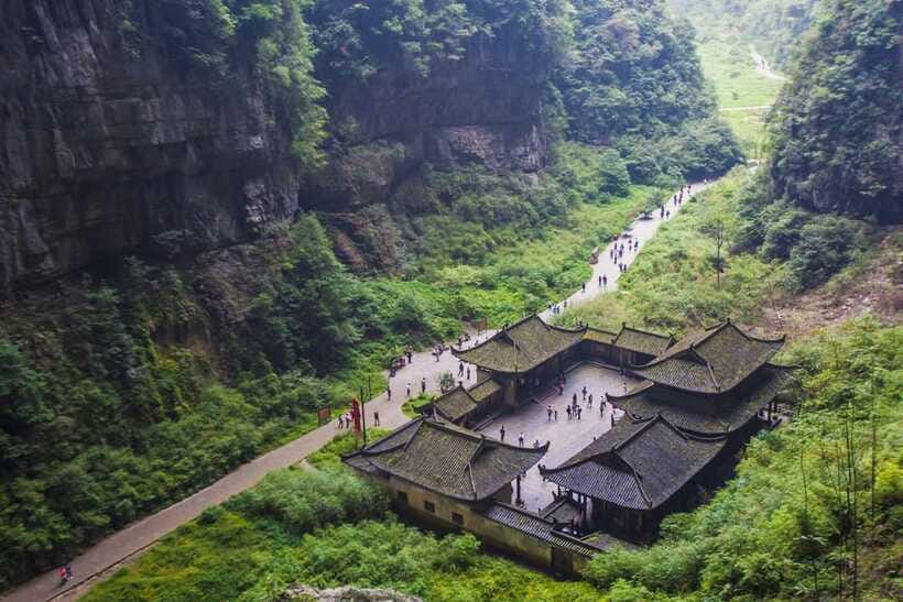 Chongqing: Wulong 2 Spots All-inclusive Luxury Private Trip - Timing, Crowds, and Why 12 Hours Feels Just Right
