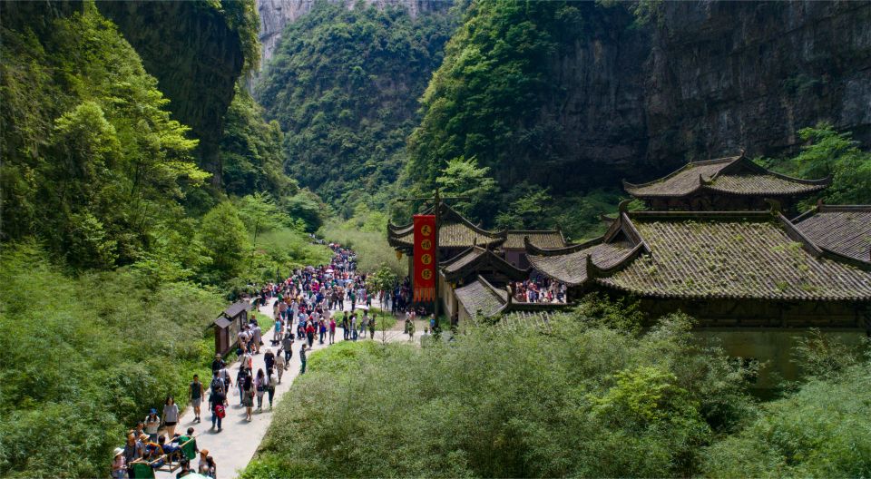 Chongqing: Wulong Private Day Exploration Tour - Waterfalls and karst caves: what you’ll notice beyond the arches