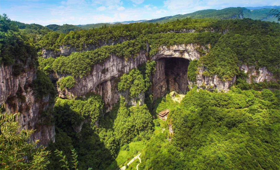 Chongqing: Wulong Private Day Exploration Tour - Price and value: is $316 per person fair?