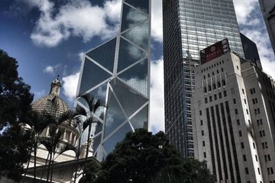 Custom private tour of Hong Kong Island - Half day - Sheung Wan: Street Art Finds, Feng Shui Meaning, and Everyday Hong Kong