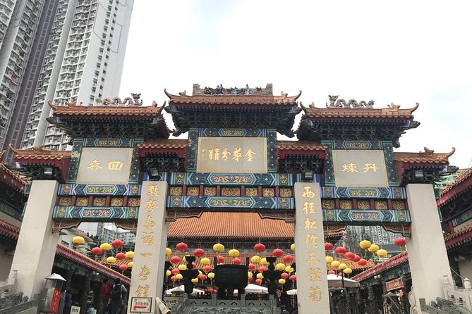 Day Tour to Hong Kong from Guangzhou by Round-way Bullet Train - Mong Kok Shopping Time With a Guide Who Keeps You Oriented