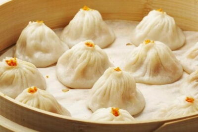 Din Tai Fung Dinner and VIP Class River Cruise Experience in Shanghai - VIP Class river cruise: what you’re really paying for
