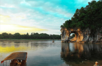 Discover Guilin's Gems:Guangzhou-Bullet Train Highlight Tour - The bullet train ride: what you gain (and what you give up)