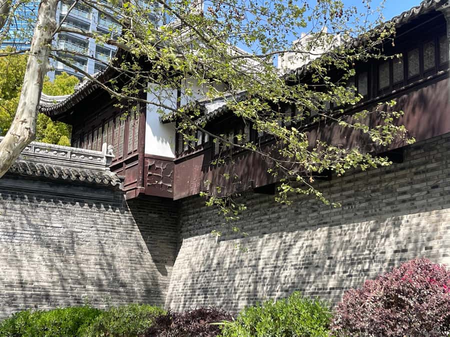 Discover Off Beaten Route--Shanghai Old City Town - Key highlights to expect