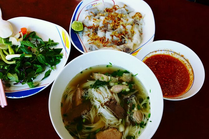 Discovery more Guangzhou evening foodie tour with locals - What you’ll eat: snacks, dim sum, dumplings, and drinks