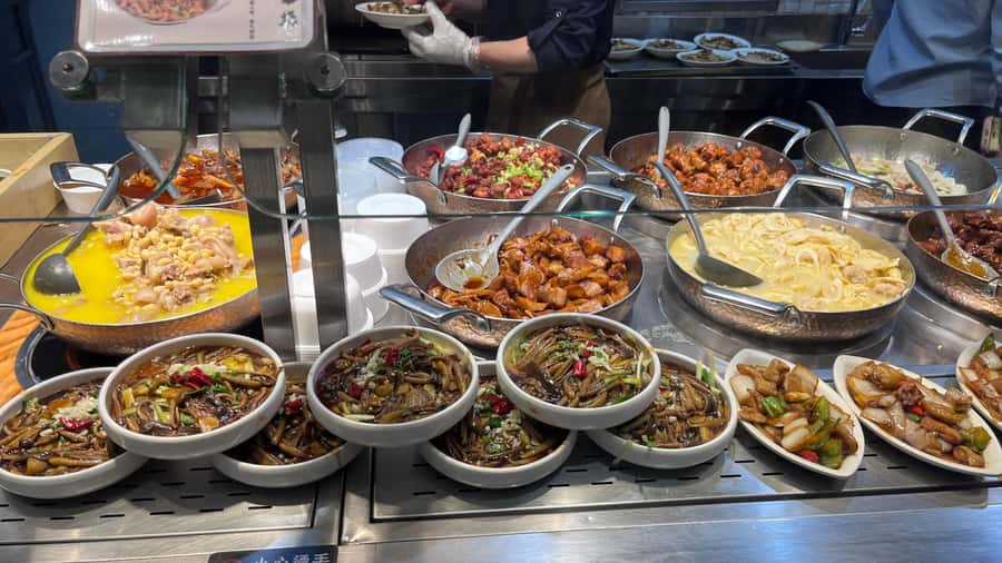 Experience Shanghai Like a Native: A Day in Local Life - Metro Day Pass Logistics and How Much Walking to Expect