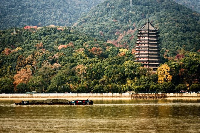 Fast Pass Priority: Hangzhou Essential Day Tour with Authentic Lunch - From Shanghai: timing that fits a short window