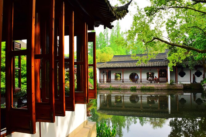Flexible Hangzhou Private Day Tour with Lunch - Hefang Street: the Hangzhou street-life reset