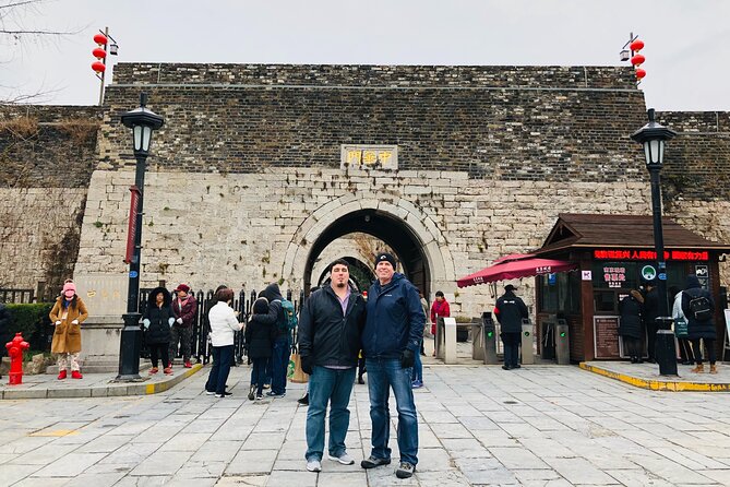 Flexible Private Nanjing City Highlights Day Tour - Stop 2: Zhonghua Gate (Zhonghuamen Castle) and why those walls feel enormous