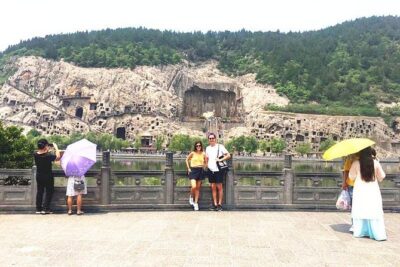 Form Xi'an To Luoyang Longmen Grottoes & Shaolin Temple Day Tour by Bullet Train - Lunch in Luoyang: Plan for Local Food Time (Not Included)